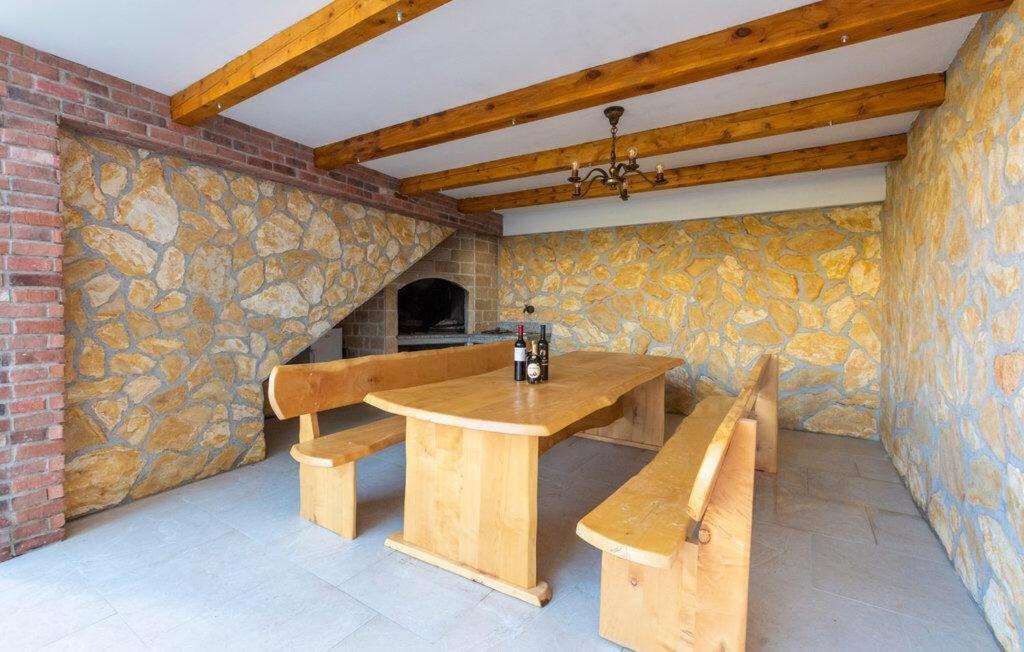 Apartments Karlo Подстрана Экстерьер фото