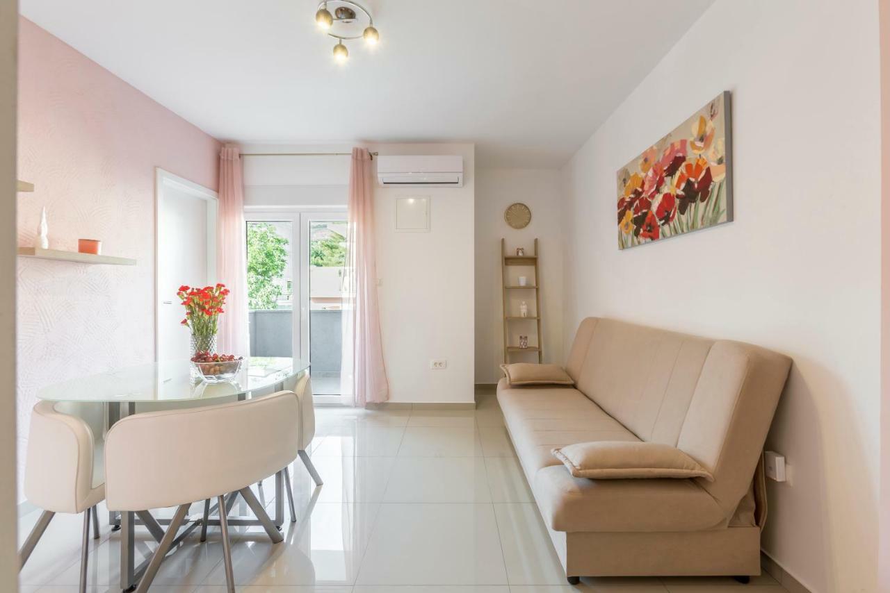 Apartments Karlo Подстрана Экстерьер фото