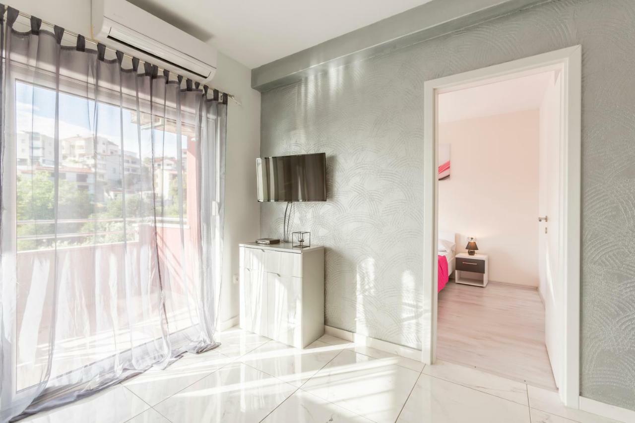 Apartments Karlo Подстрана Экстерьер фото