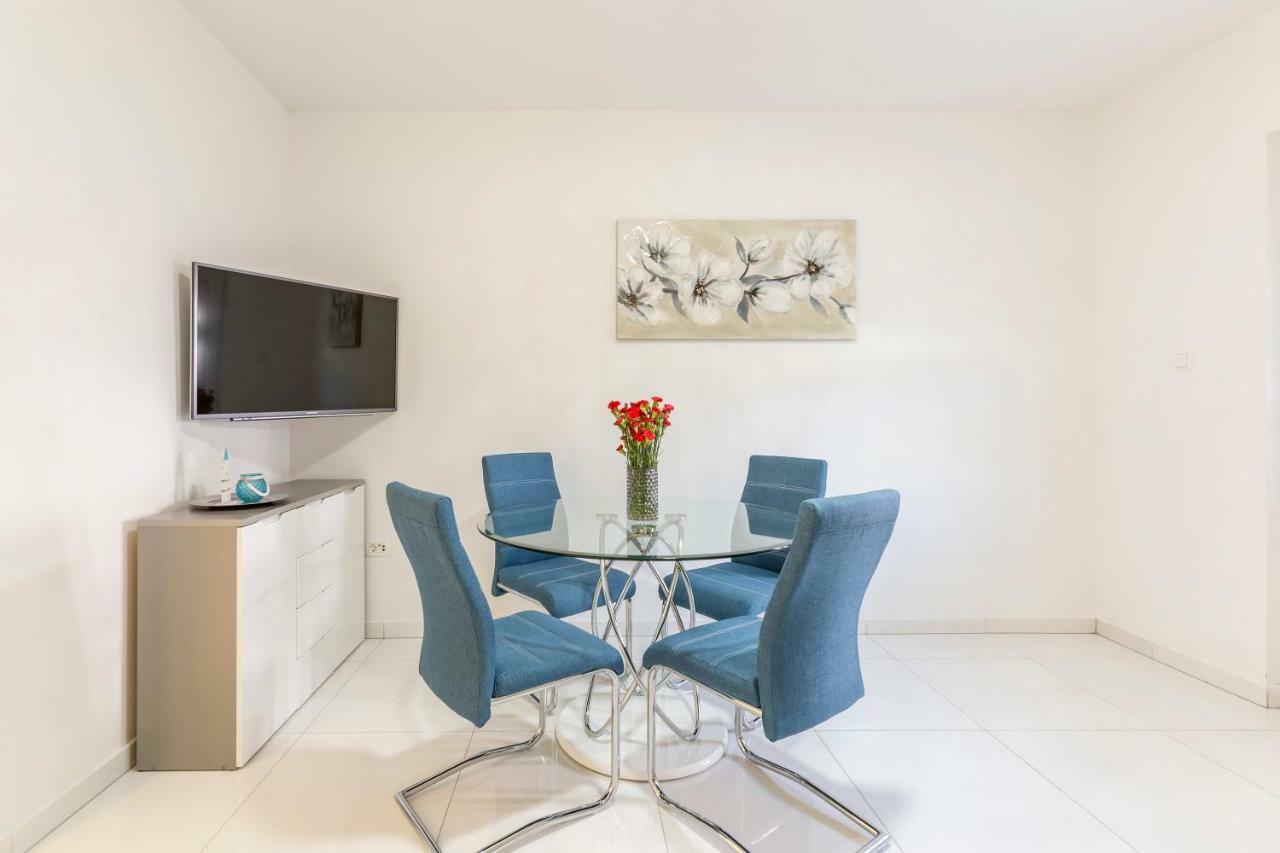 Apartments Karlo Подстрана Экстерьер фото