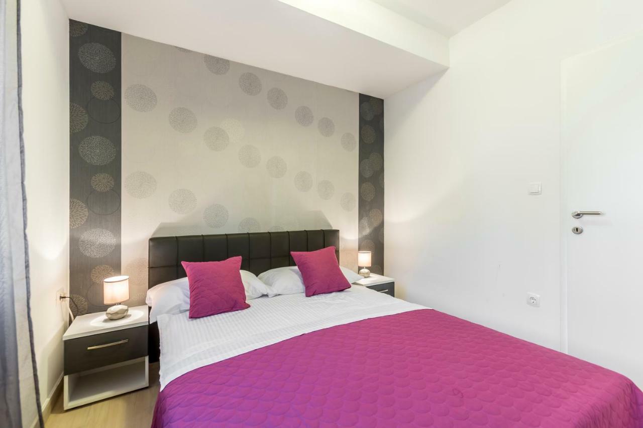 Apartments Karlo Подстрана Экстерьер фото