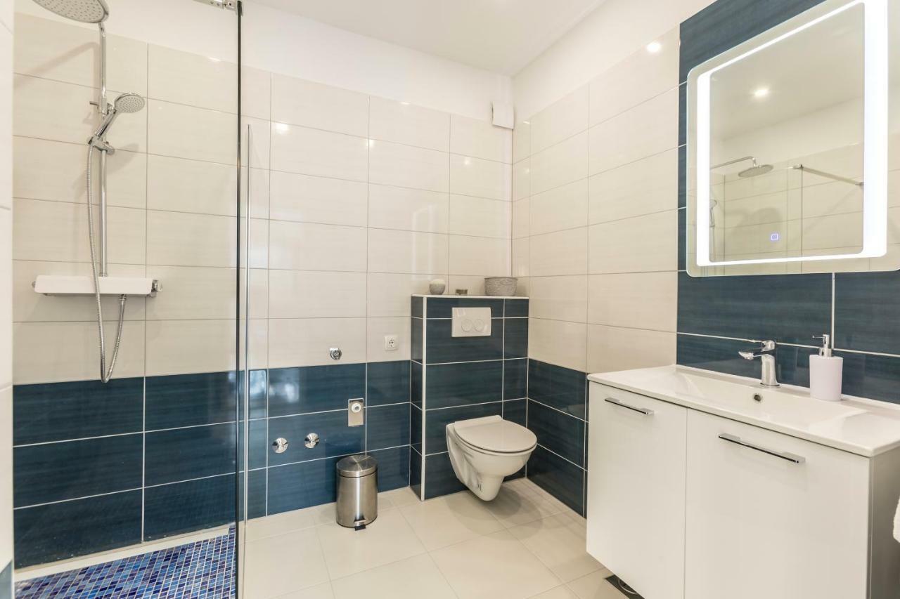 Apartments Karlo Подстрана Экстерьер фото